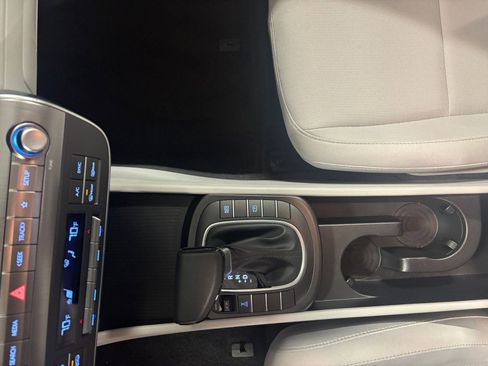 Used 2025 Hyundai Kona SEL image 41