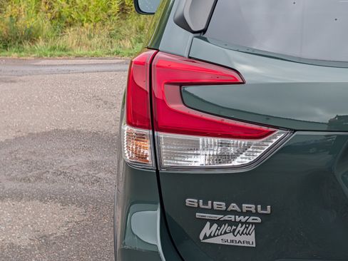 Used 2024 Subaru Forester Premium AWD/4WD image 17