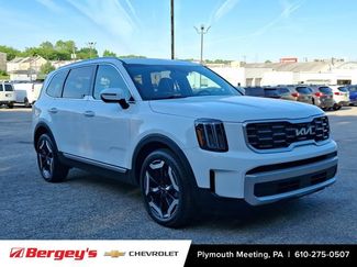 Used 2024 Kia Telluride S w/ S Sunroof Package FWD video 2