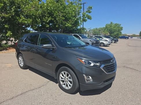 Used 2019 Chevrolet Equinox LT w/ Driver Convenience Package AWD/4WD image 10