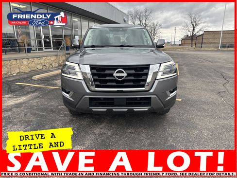 Used 2024 Nissan Armada SV image 12