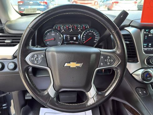 Used 2019 Chevrolet Suburban LT AWD/4WD image 12