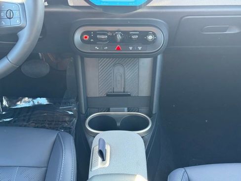 Certified 2025 MINI Cooper S image 15