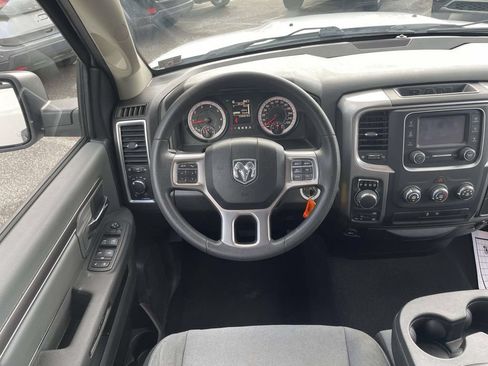 Used 2024 RAM 1500 Classic SLT AWD/4WD image 14