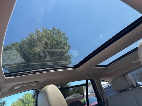 Used 2013 Ford Edge SEL FWD image 17