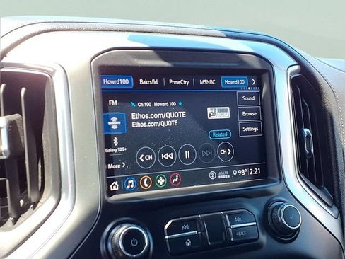 Used 2020 Chevrolet Silverado 1500 LT Trail Boss AWD/4WD image 10