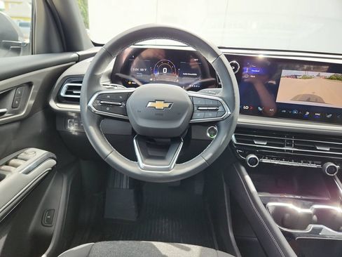 New 2026 Chevrolet Traverse LT FWD image 16