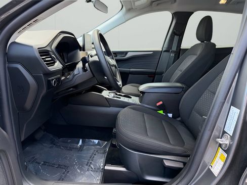 Used 2025 Ford Escape Active AWD/4WD image 11