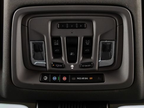 Used 2025 GMC Sierra 1500 Denali w/ Denali Reserve Package image 25