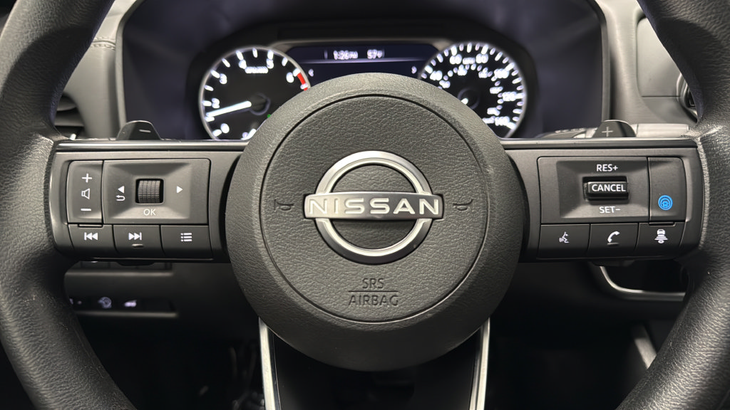 Used 2024 Nissan Rogue SV AWD/4WD image 14