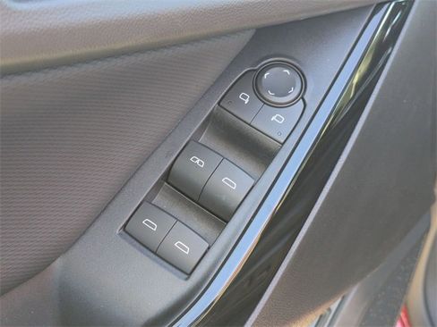 New 2026 Chevrolet Equinox LT w/ Convenience Package II image 10