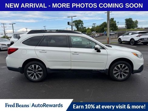 Used 2017 Subaru Outback 2.5i Limited AWD/4WD image 7
