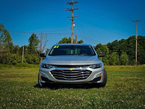Certified 2021 Chevrolet Malibu LS image 9