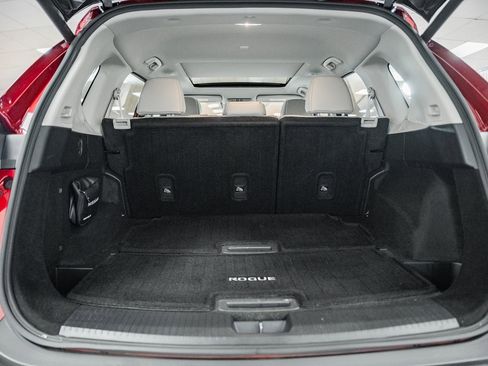 Used 2023 Nissan Rogue SL image 11