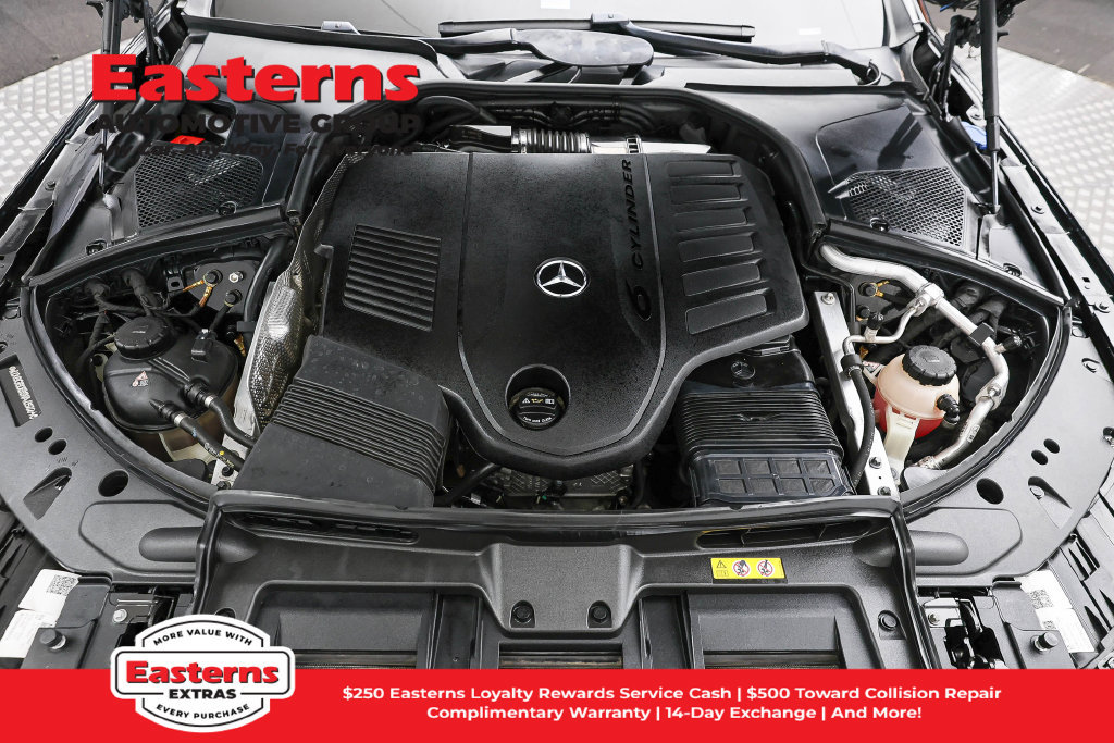 Used 2022 Mercedes-Benz S 500 4MATIC w/ AMG Line Package image 8
