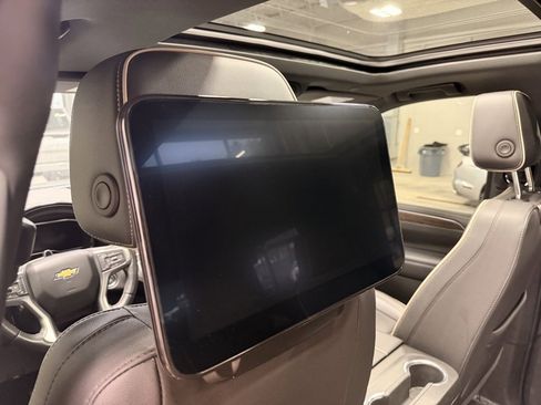 Used 2024 Chevrolet Tahoe Premier image 21