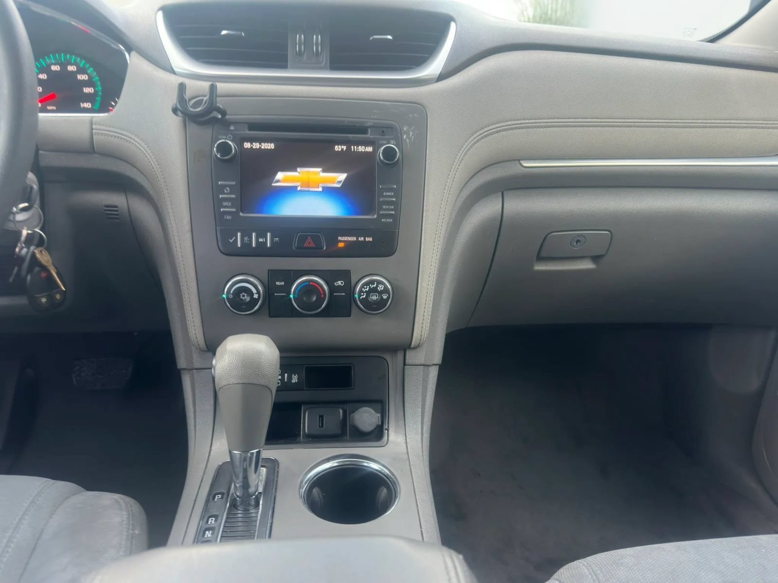 Used 2015 Chevrolet Traverse LS FWD image 12