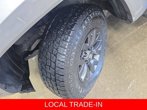 Used 2021 Toyota Tacoma SR5 RWD image 32