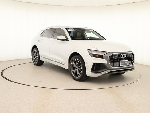 Certified 2023 Audi Q8 Prestige w/ Prestige Package image 10