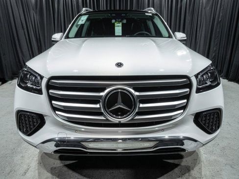 Certified 2025 Mercedes-Benz GLS 450 4MATIC image 2
