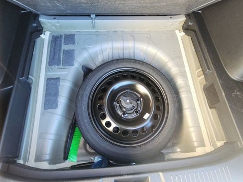 Used 2025 Chevrolet Trax LT image 14