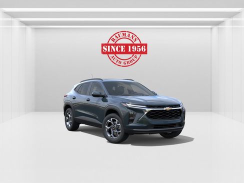 New 2026 Chevrolet Trax LT w/ Sunroof Package FWD image 1