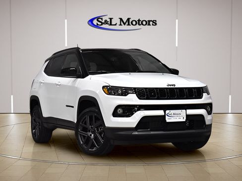 New 2026 Jeep Compass Limited w/ Sun, Sound & Navigation Group AWD/4WD image 8