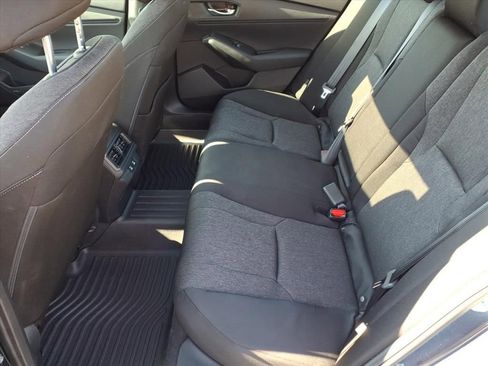 Used 2025 Honda Accord SE image 14