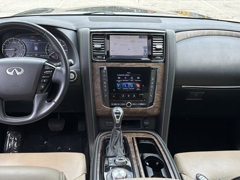 Used 2021 INFINITI QX80 Premium Select w/ All-Season Package AWD/4WD image 9