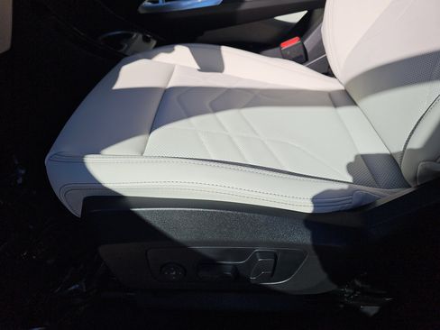 New 2026 BMW X1 xDrive28i w/ Technology Package image 30