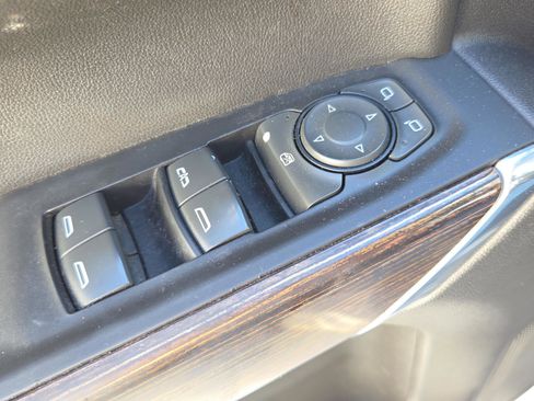 Used 2022 GMC Sierra 1500 Elevation image 10