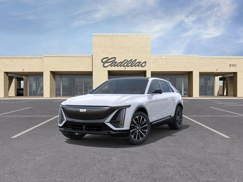 New 2026 Cadillac Lyriq Premium Sport image 8