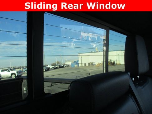 Certified 2022 Chevrolet Silverado 2500 LTZ w/ LTZ Convenience Package image 25