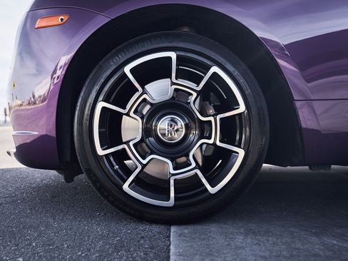 Used 2020 Rolls-Royce Wraith image 3