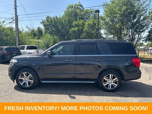 Used 2022 Ford Expedition XLT RWD image 5