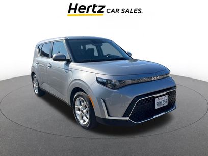 Used 2025 Kia Soul LX w/ LX Technology Package