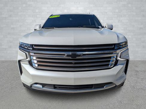 Used 2024 Chevrolet Suburban High Country image 3