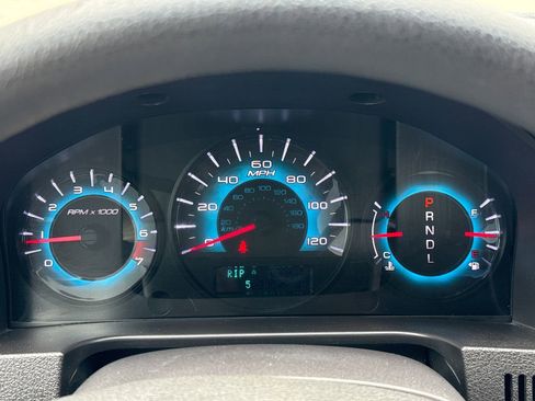 Used 2012 Ford Fusion SE FWD image 18