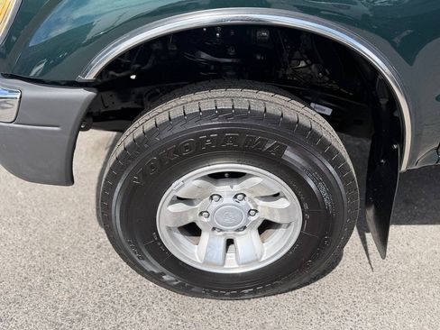 Used 1999 Toyota Tacoma PreRunner RWD image 58