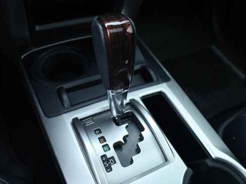 Used 2018 Toyota 4Runner Limited image 7