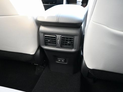 New 2025 Toyota RAV4 Limited image 16