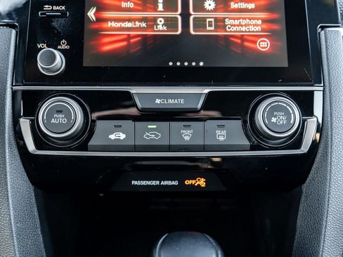 Used 2020 Honda Civic Sport image 28