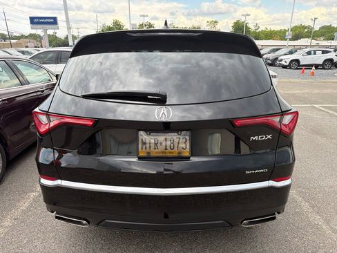Used 2023 Acura MDX SH-AWD image 6