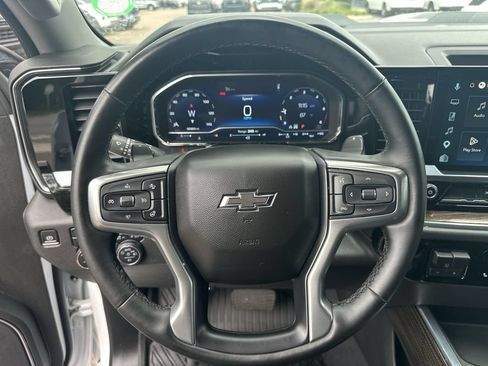 Used 2023 Chevrolet Silverado 1500 LT Trail Boss w/ Convenience Package II AWD/4WD image 24