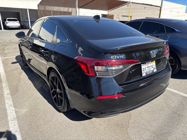 Used 2023 Honda Civic Sport image 3