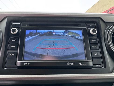 Used 2017 Toyota Tacoma SR5 w/ Tow Package image 22