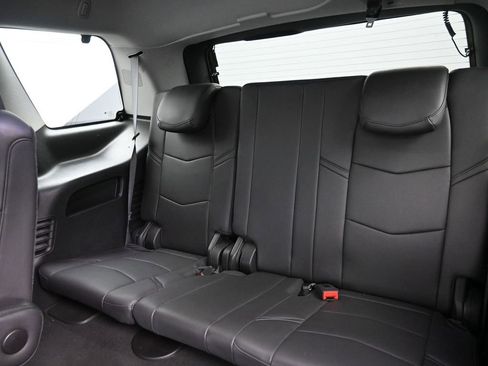Used 2019 Cadillac Escalade Luxury RWD image 15