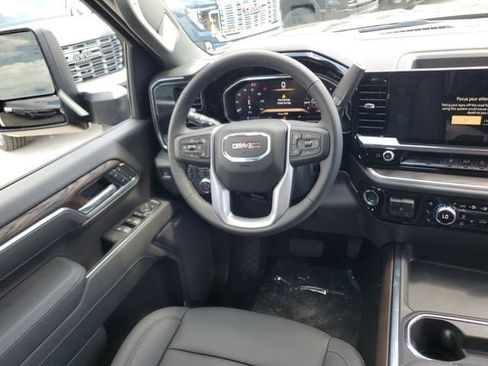 New 2026 GMC Sierra 2500 SLT w/ SLT Convenience Package AWD/4WD image 14