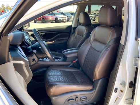 Used 2023 Nissan Murano Platinum image 7