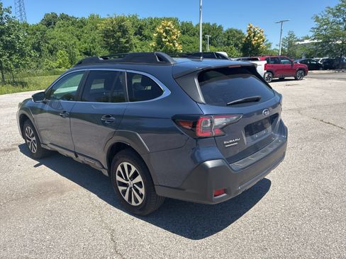Used 2023 Subaru Outback Premium w/ Popular Package #1 AWD/4WD image 31